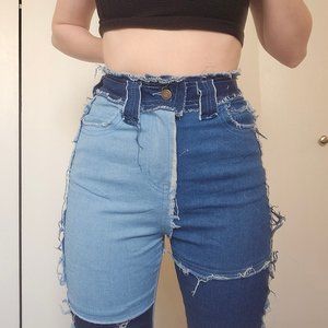 High-waisted jeans